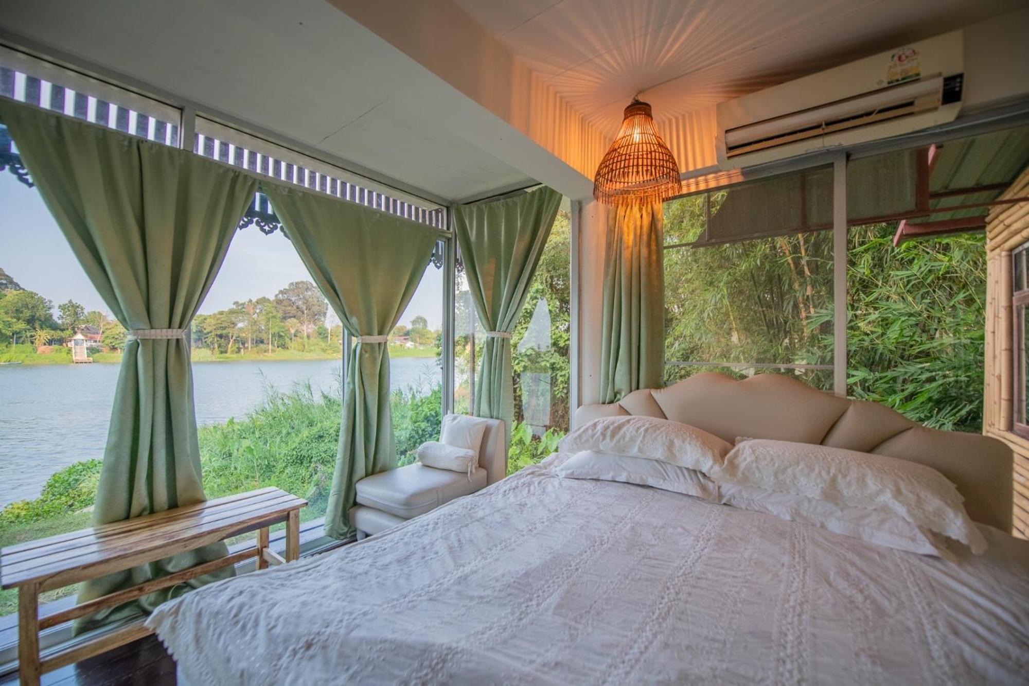 River Flow House Bangtanod Photharam Екстериор снимка