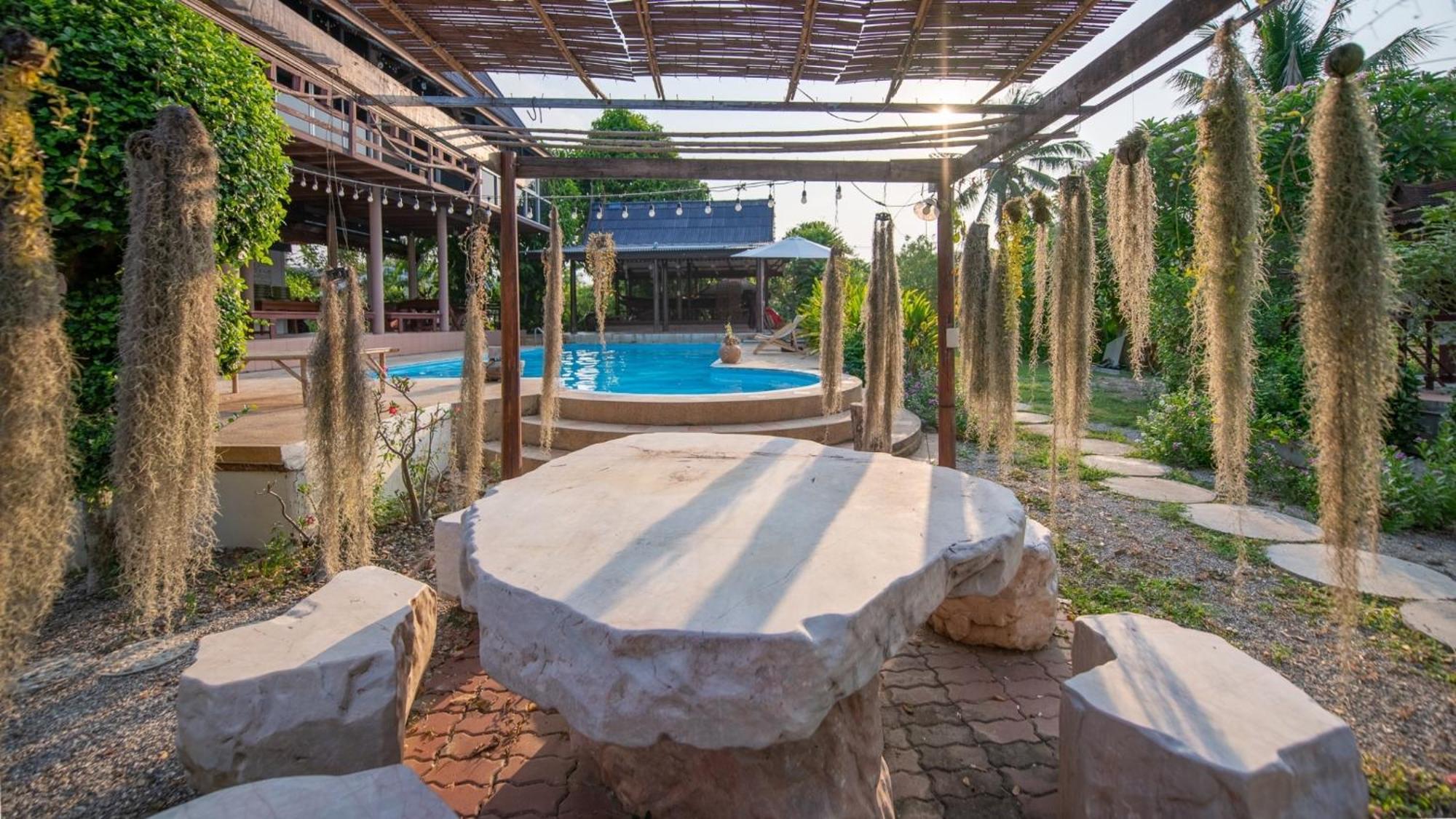 River Flow House Bangtanod Photharam Екстериор снимка