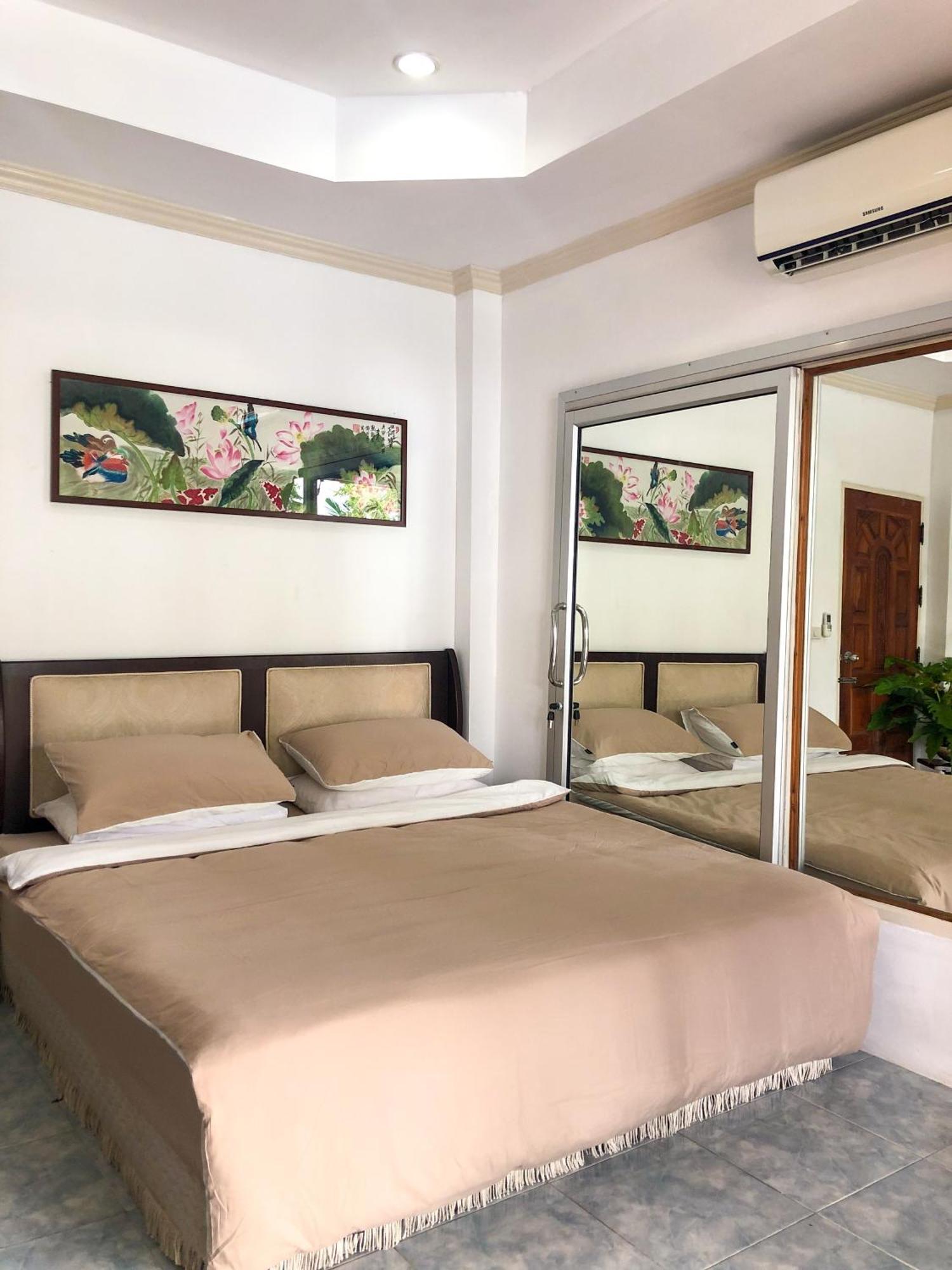 River Flow House Bangtanod Photharam Стая снимка